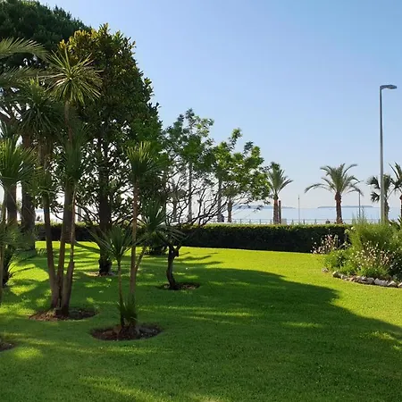 Garden And Sea View Appartement Cannes