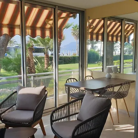 Garden And Sea View *