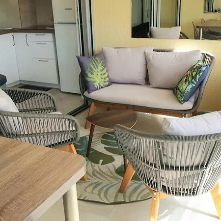 Garden And Sea View קאן