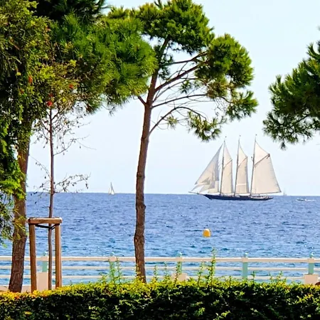 Garden And Sea View * קאן