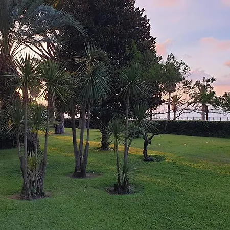 Garden And Sea View *