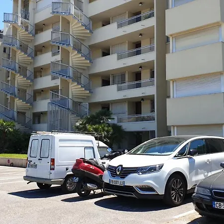 Garden&beach Sea View Appartement